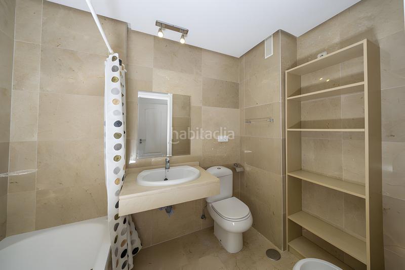 Foto 554b5177-0fd8-430f-8a7f-476b0c4f6aa1. Appartement avec parking piscine dans La Duquesa Manilva