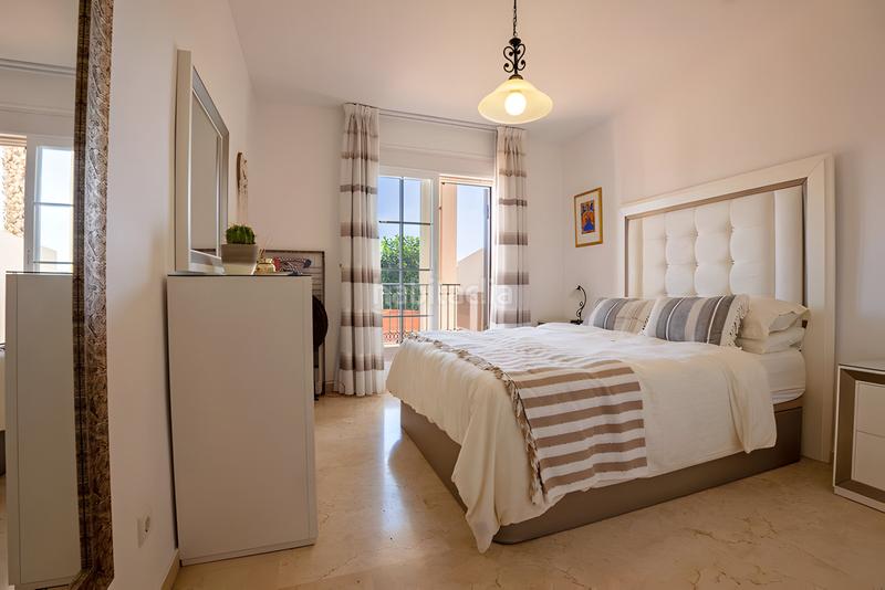 Foto 3e862666-f578-4db2-afa0-e51f67623942. Erdgeschoss mit parking pool in Mijas golf Mijas