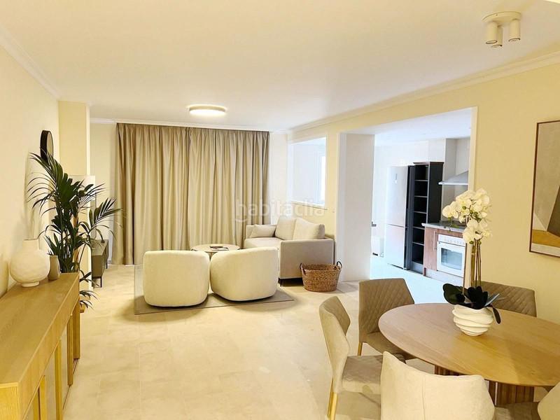 Foto cb12651a-3dd3-43e3-8ea0-6d110be800e8. Apartamento  en planta baja en venta en Elviria en Marbella