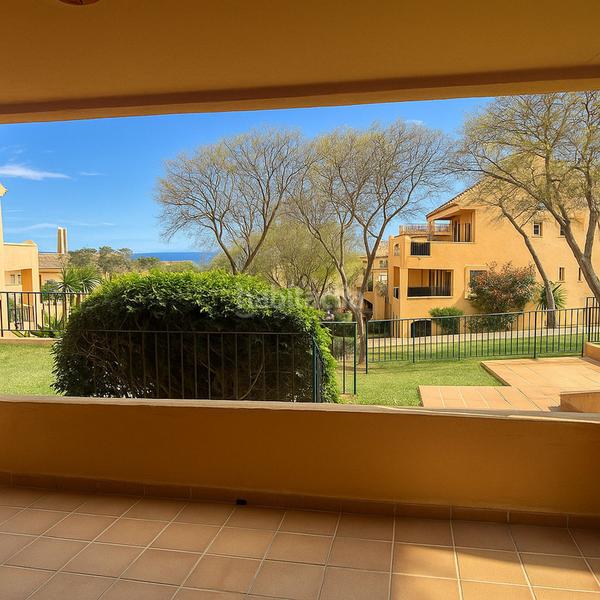 Foto ed0a707c-4468-4125-8b83-edd9e5657cd6. Apartamento  en planta baja en venta en Elviria en Marbella