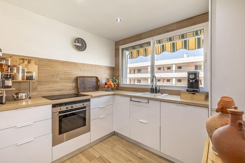 Foto 1d78de03-e466-403d-94f9-219e21c3d5e7. Apartamento  en planta media en venta en Guadalmina Alta en Marbella