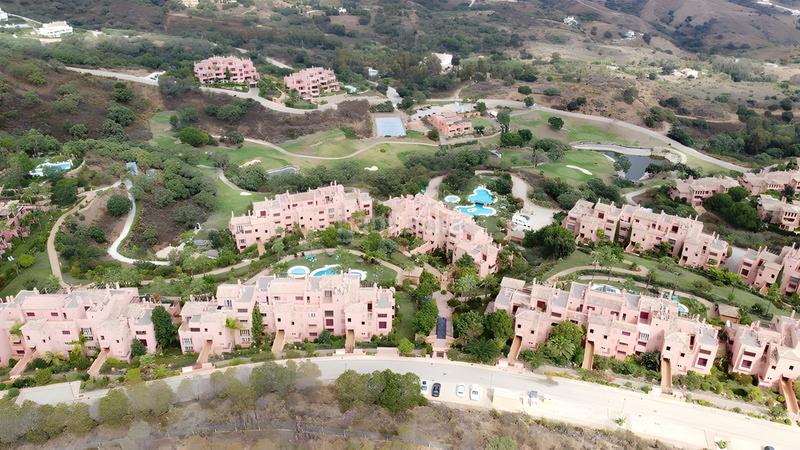 Foto 184ff826-d061-43c5-986a-3557fa7b06c5. Planta baja apartamento en planta baja en venta en Elviria en Marbella