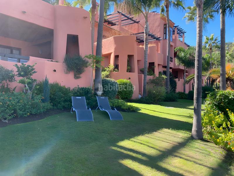 Foto 291757ae-e3a1-4114-8dc7-9e513cc8d605. Planta baja apartamento en planta baja en venta en Elviria en Marbella