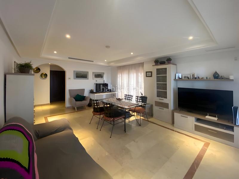 Foto 546e1de9-6905-4f0c-a28f-3f5b470c9781. Planta baja apartamento en planta baja en venta en Elviria en Marbella
