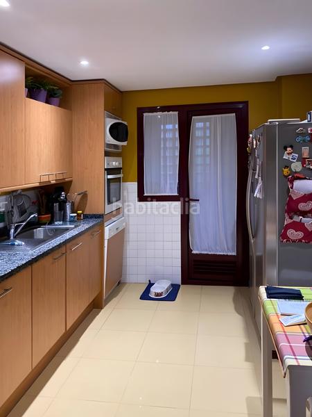 Foto dda65c72-01b4-496d-8b61-8b2b2e68a24a. Planta baja apartamento en planta baja en venta en Elviria en Marbella