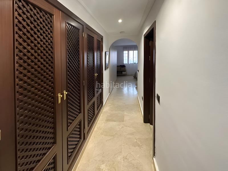 Foto e62ee9e8-c3fb-45a1-899c-b1e0d04c1a82. Planta baja apartamento en planta baja en venta en Elviria en Marbella