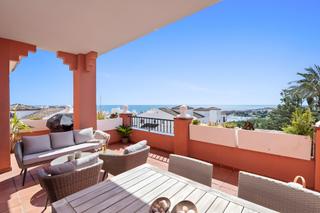 Apartament a La Duquesa. Apartamento en planta media en venta en la duquesa