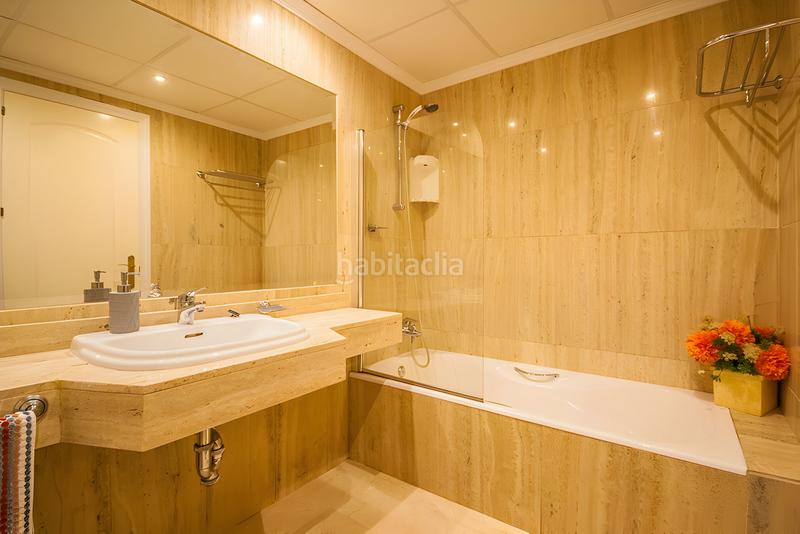 Foto 37186c00-ffe1-407b-955c-d280971d0903. Appartement mit parking pool in Elviria Marbella