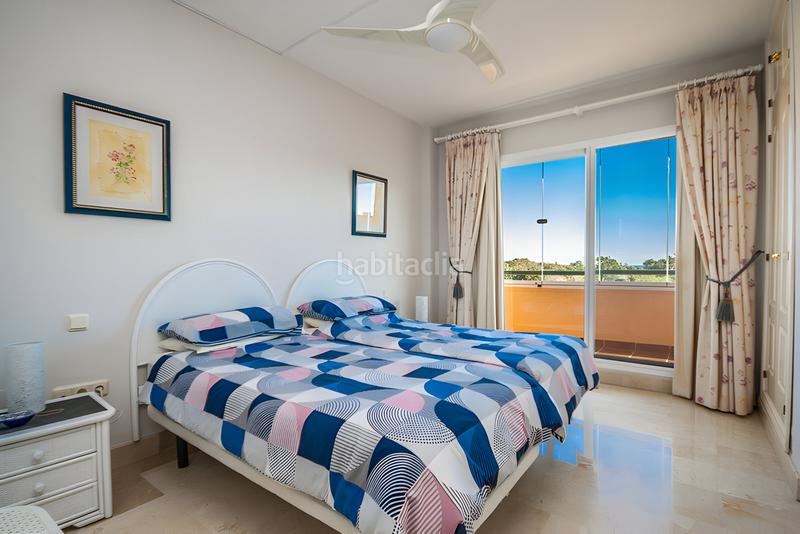 Foto a89b0843-bad0-46b0-ae64-165193856f5d. Appartement mit parking pool in Elviria Marbella