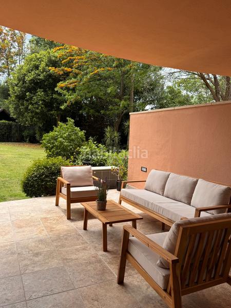 Foto 889aa999-f6fc-40b7-bcce-9405d19f04a4. Rez-de-chaussée avec chauffage parking dans Nueva Andalucía centro Marbella