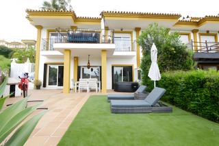 Towny house in Manilva Pueblo. Casa adosada en venta en manilva