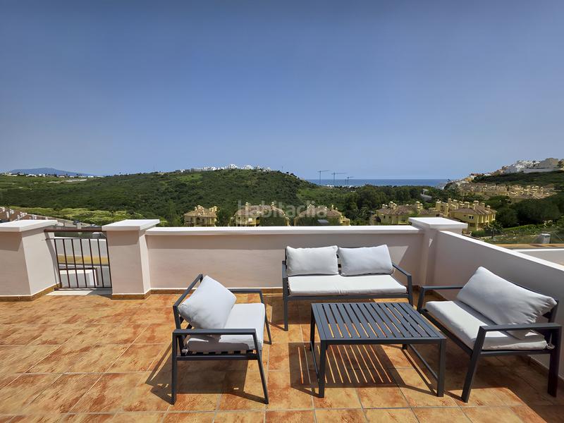 Foto 0b9dab1c-dec2-4283-8137-c65b13aad2cc. Casa pareada casa adosada en venta playa en bahía de Casares Casares