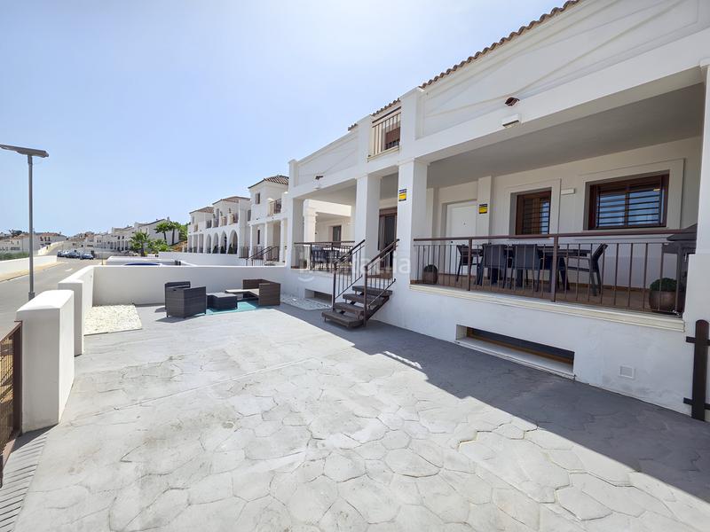 Foto 1deb3a64-67da-4cea-a1d2-b818c6f73671. Casa pareada casa adosada en venta playa en bahía de Casares Casares