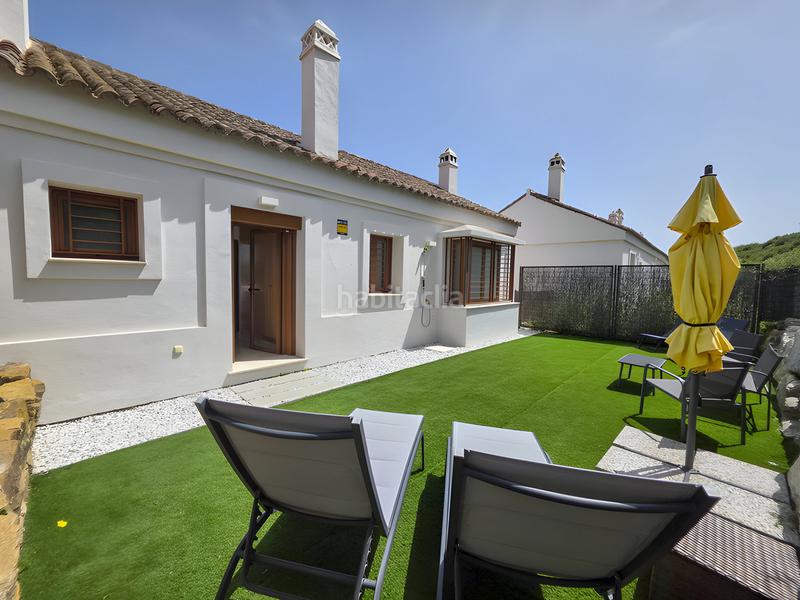 Foto 35b29dee-ae02-4b44-9c47-b5974d281792. Casa pareada casa adosada en venta playa en bahía de Casares Casares
