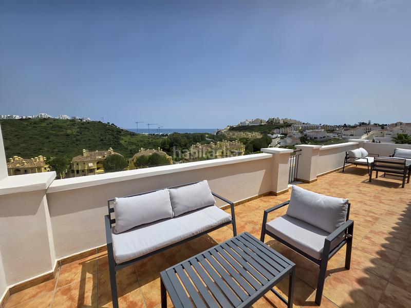 Foto 76c8c65c-81f7-49cd-951e-2e3c6e10f5f3. Casa pareada casa adosada en venta playa en bahía de Casares Casares