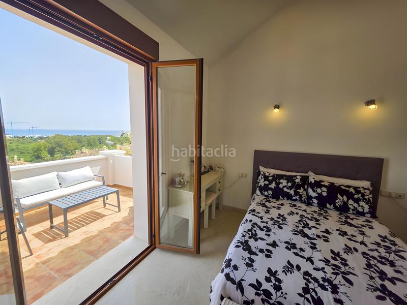 Foto b18f67a7-8457-4f16-b069-042cd202b9d1. Casa pareada casa adosada en venta playa en bahía de Casares Casares