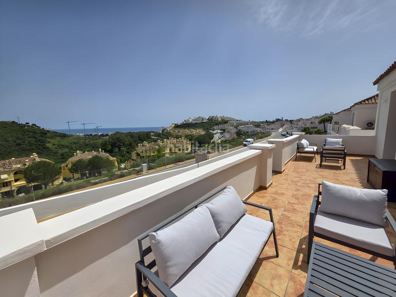 Foto bc49148e-e3f7-4f58-99cd-fc09adf74647. Casa pareada casa adosada en venta playa en bahía de Casares Casares