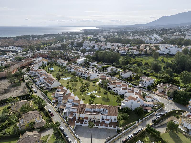 Foto d161b4fd-eede-4952-bf37-6acce46232c8. Casa adosada adosado en venta en Centro Estepona