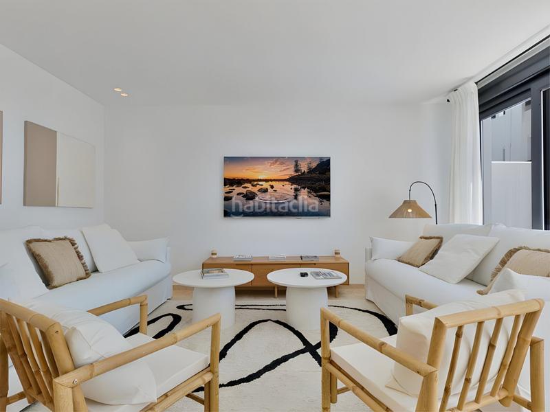 Foto a37c0918-cd2d-4a7b-885b-114e79b238d5. Casa aparellada amb aparcament piscina a San Pedro de Alcántara Pueblo Marbella