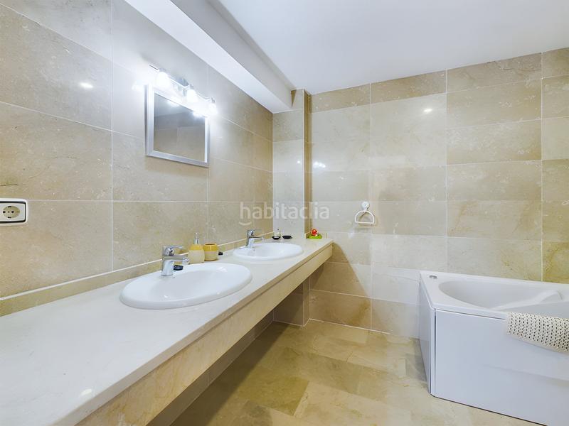 Foto 84a10cd6-968e-425c-b275-7c2bc639b32a. Appartement avec parking piscine dans Manilva pueblo Manilva