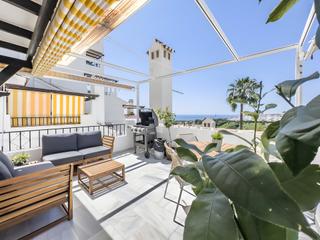 Apartament a Calahonda. Apartamento en planta media en venta en calahonda