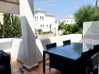 Appartement à Centro. Apartamento en planta media en venta en estepona