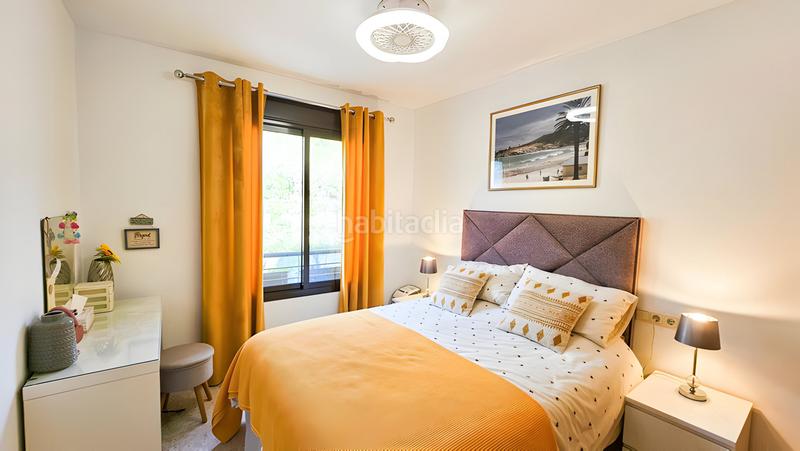Foto 6cf4604f-50fb-46bd-86e7-fe65e74d4fef. Apartamento  en planta media en venta playa en Casares