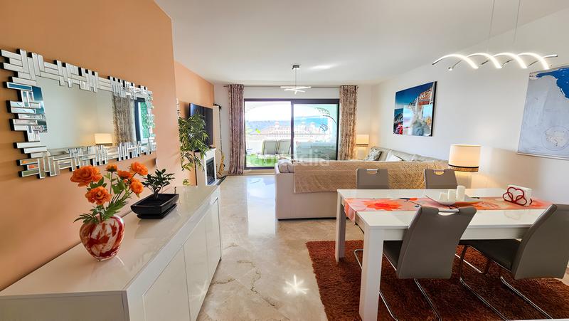Foto 9ec2271a-97b4-43d4-8e11-6031e91fbd66. Apartamento  en planta media en venta playa en Casares