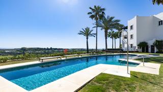 Appartement à Casares pueblo. Apartamento en planta media en venta en casares