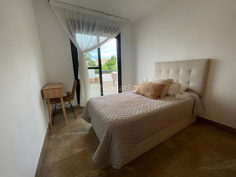 Foto 9490168a-8322-46a9-a2c0-434e11ec955b. Apartament amb aparcament piscina a Centro Estepona