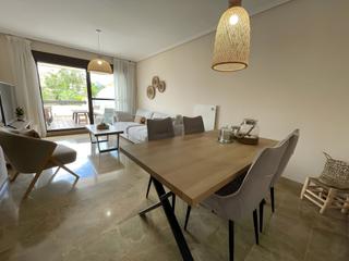 Apartament a Centro. Apartamento en planta media en venta en estepona