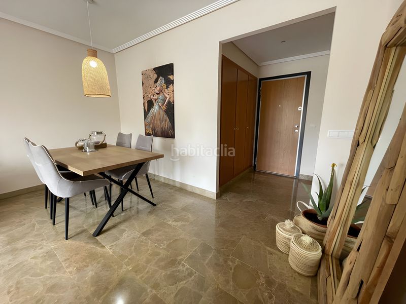 Foto b6c0f846-978c-4bf1-9838-2f97e59a745c. Apartament amb aparcament piscina a Centro Estepona