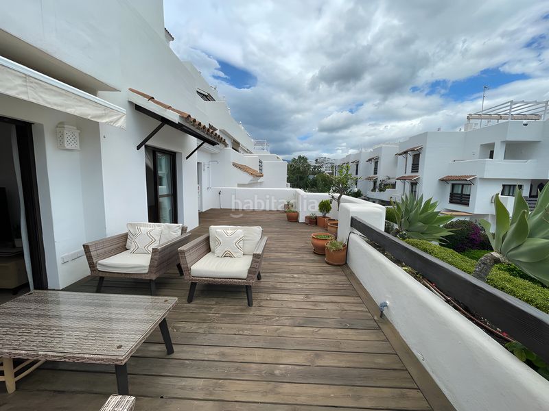 Foto fcb153a3-fe82-4c49-9e73-62cf88deed7a. Apartament amb aparcament piscina a Centro Estepona