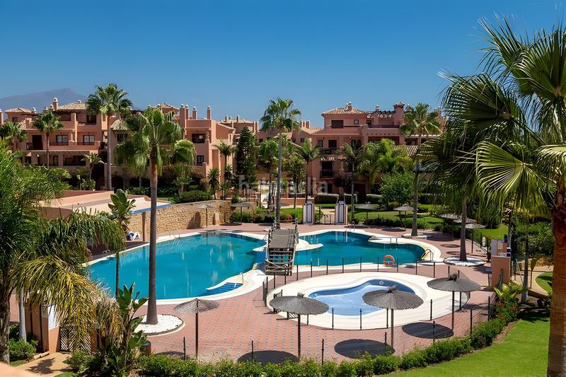 Foto 7113ebf8-aaf9-4408-b647-ab245fce0230. Apartamento  en planta media en venta en hacienda del sol en Estepona
