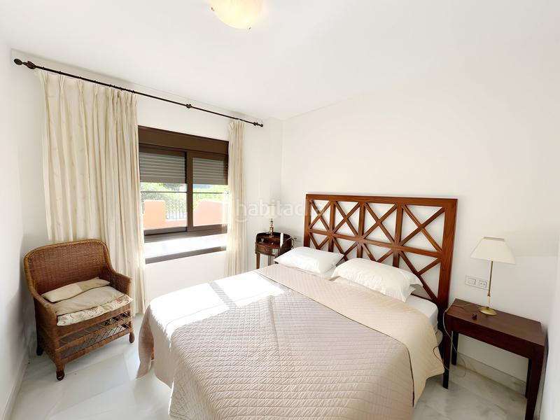 Foto 7a5f9ca5-bb73-4939-8ac6-f3c8ef6e9528. Apartamento  en planta media en venta en hacienda del sol en Estepona