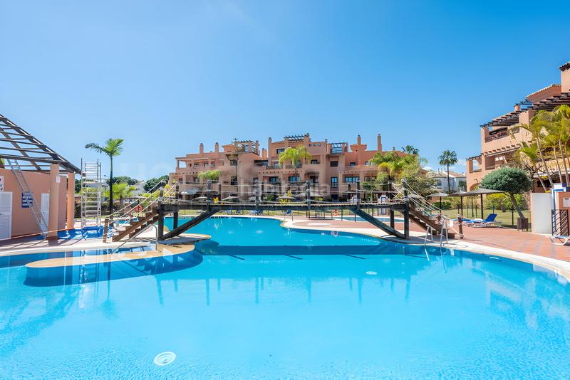 Foto bea77b62-ab1c-44df-9335-e42717ea0541. Apartamento  en planta media en venta en hacienda del sol en Estepona
