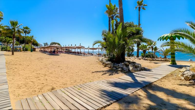 Foto d1f3101a-59e0-43a9-a561-c0bcf0815085. Apartamento  en planta media en venta en hacienda del sol en Estepona