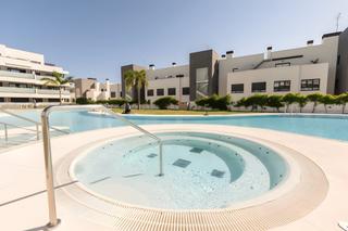 Apartamento en Mijas pueblo. Apartamento en planta media en venta en la cala de mijas