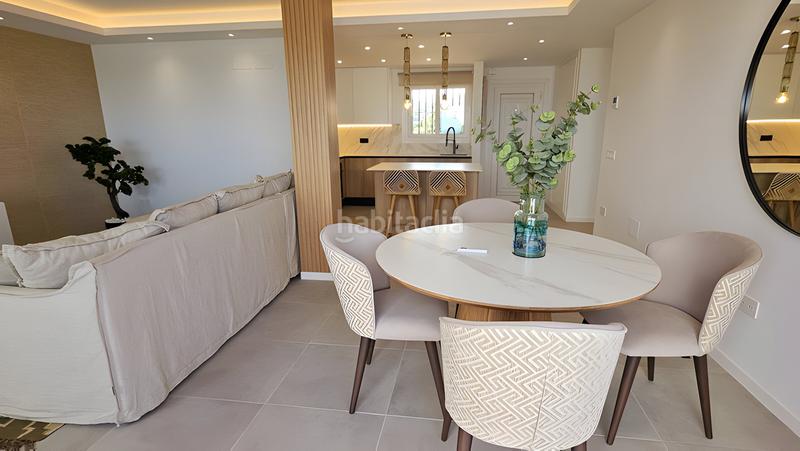 Foto d81d690c-ef00-458d-ad5e-e74c7fd252cc. Attico con parcheggio piscina in Centro Estepona