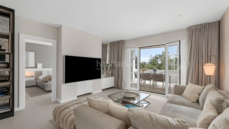 Foto 7d9358bd-38cd-4dad-bbeb-4a5cc7cd7a0e. Penthouse with pool in Puente Romano Marbella