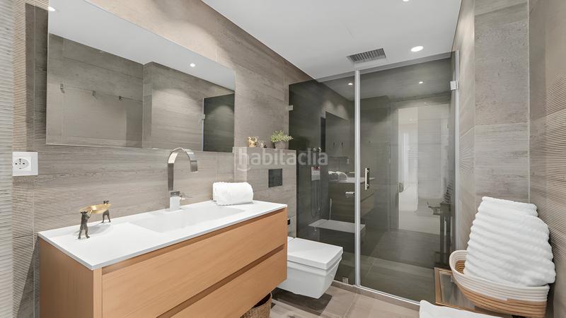 Foto 9f364c76-076f-4118-b62b-1e8c63dd637b. Penthouse with pool in Puente Romano Marbella