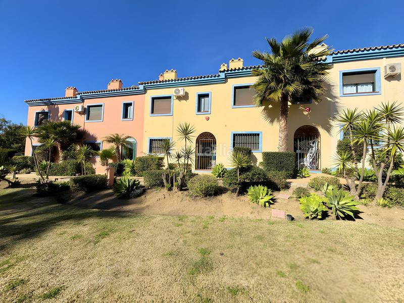 Foto 14c2b274-90b9-4675-98e3-a427e00c65e9. Casa a schiera con riscaldamento parcheggio piscina in Manilva