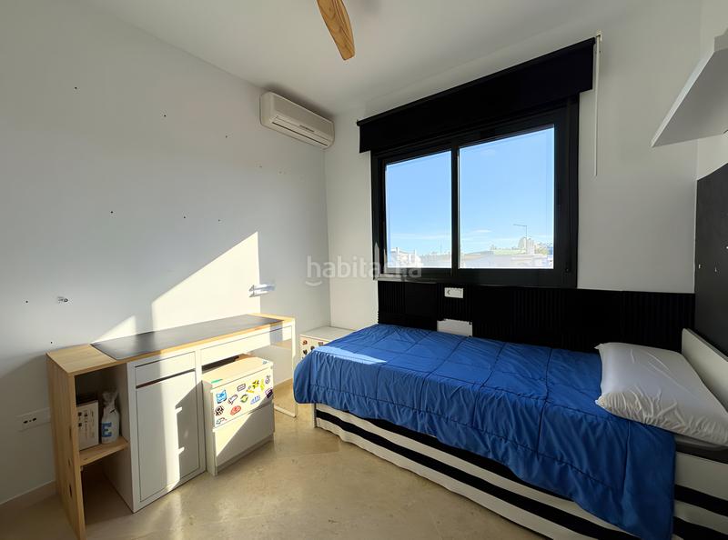 Foto 33cddfc4-e89e-4afc-9696-dc5cf34573e4. Casa a schiera con riscaldamento parcheggio piscina in Manilva