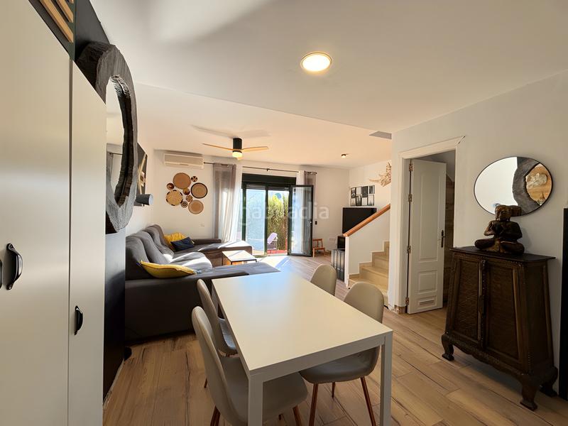 Foto 915d9a37-2bb5-4863-8704-1b3ffda5937b. Casa a schiera con riscaldamento parcheggio piscina in Manilva