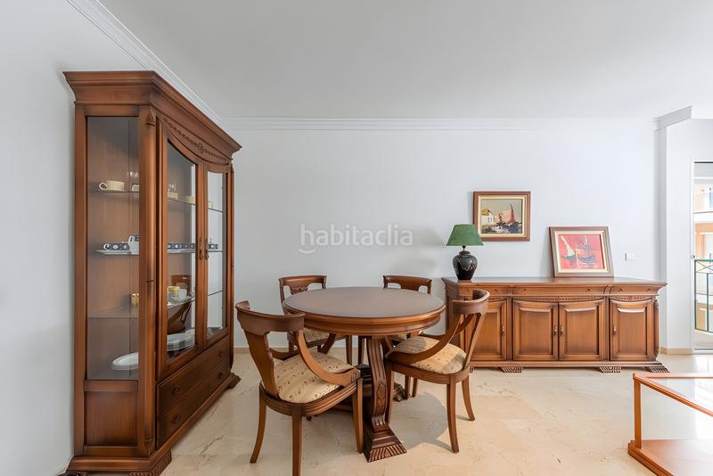 Foto 1d09e226-a5dd-4e4b-a592-ce3bfe0d0c04. Apartamento  en planta media en venta en Estepona