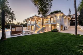 Maison à Marbesa. Villa en marbella este, marbella