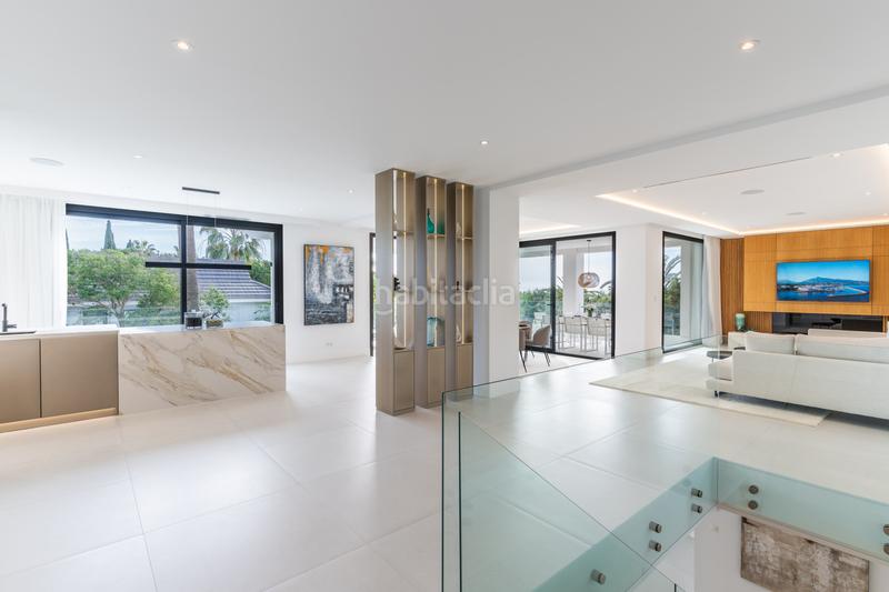 Foto d1dadbdf-57d6-42ab-a6ec-470feb4b21fa. Casa amb aparcament piscina a Marbesa Marbella