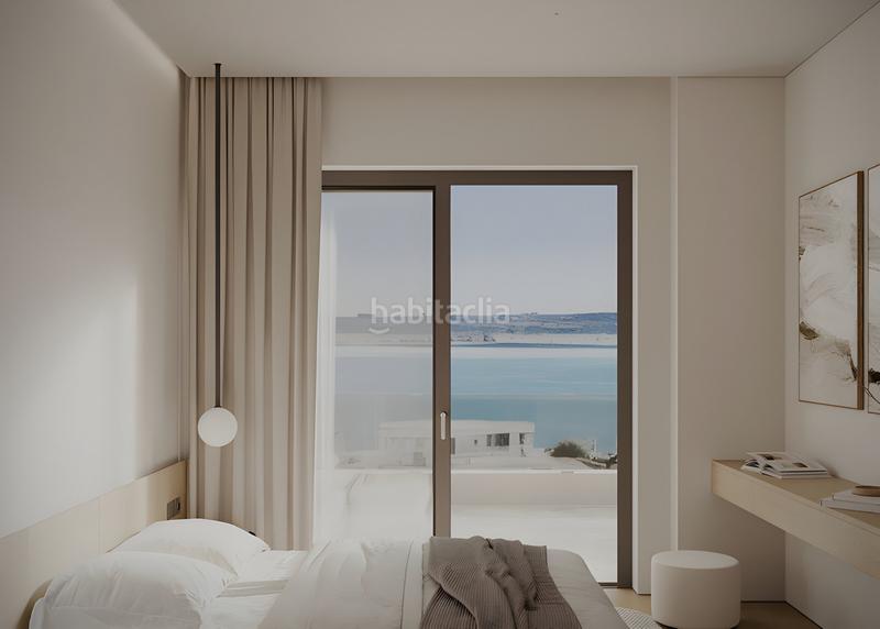 Foto 197e25d6-d4a7-4bab-92d5-6d21f97bb9d3. Apartament amb piscina a El Faro de Calaburra - Chaparral Mijas