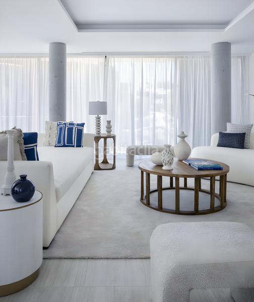 Foto 1055b1ff-c726-430d-b7c9-797d6410bc32. Apartament amb aparcament piscina a Guadalobón Estepona