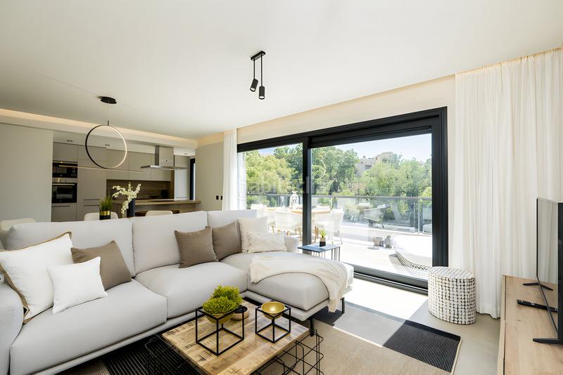 Foto 19bc36b7-e9b7-4fa0-a901-1e9eb7a1434b. Apartament amb aparcament piscina a Nueva Andalucía centro Marbella